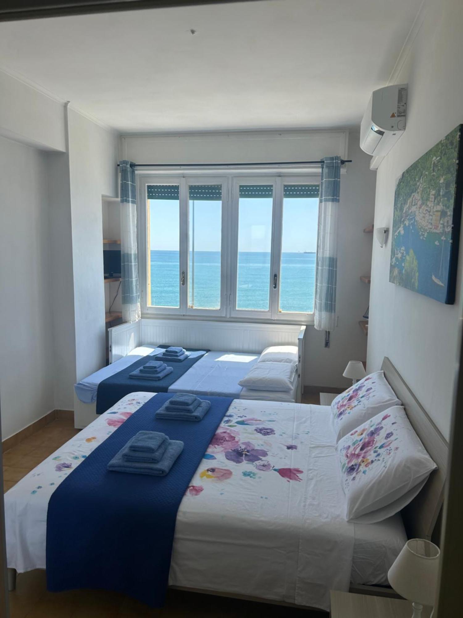 Vista Mare Savona Apartment Exterior photo